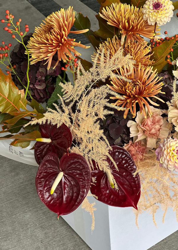 Bouquet deep burgundy | amber
