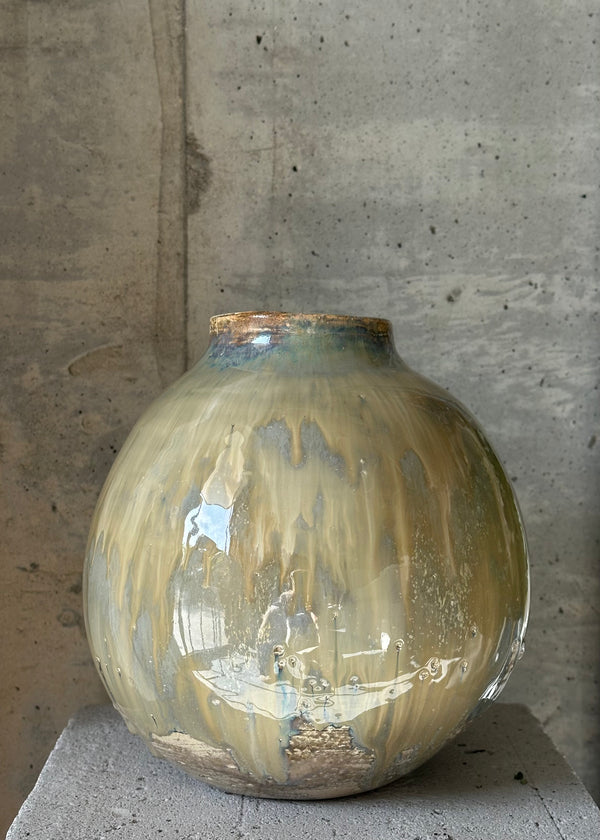 Vase #17