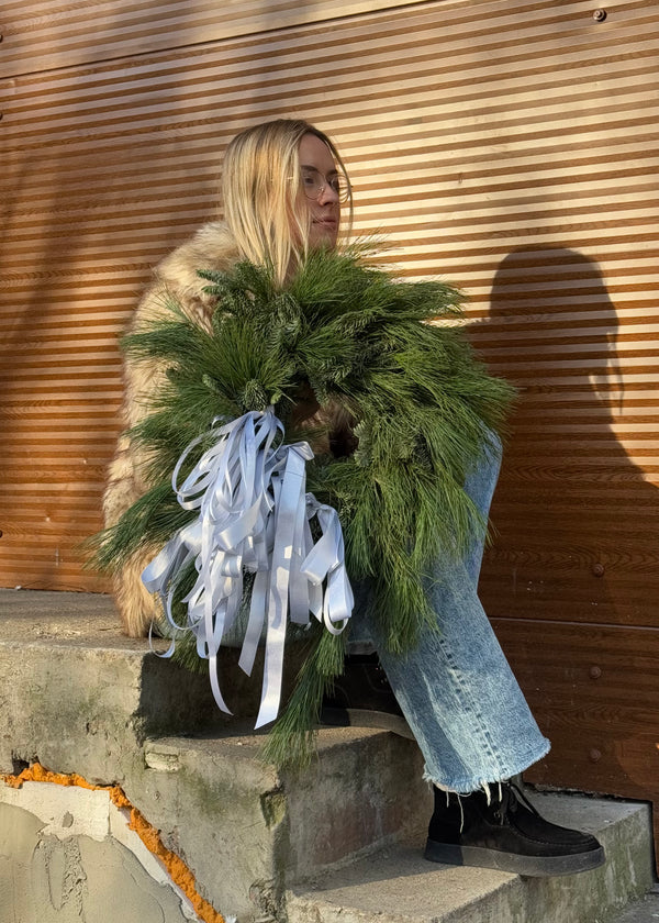Wreath with silver ribbons