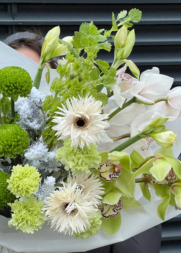 Bouquet light green | white - Stem By Stem