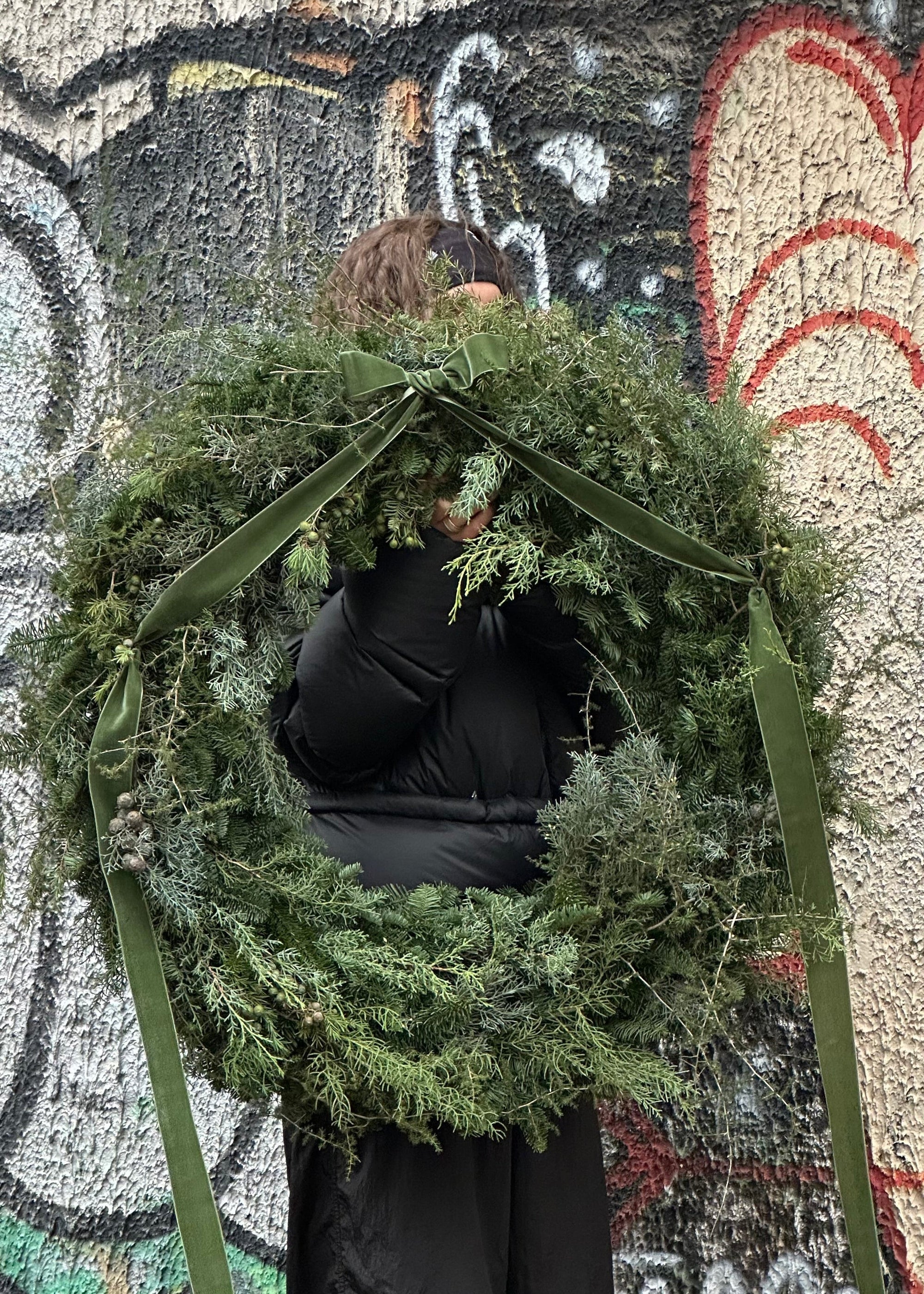 Christmas Wreath | Natural Green XXL - Stem By Stem