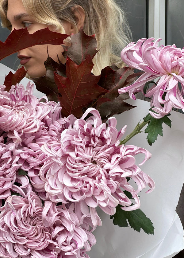 Mono bouquet| Chrysanthemums Vienna - Stem By Stem