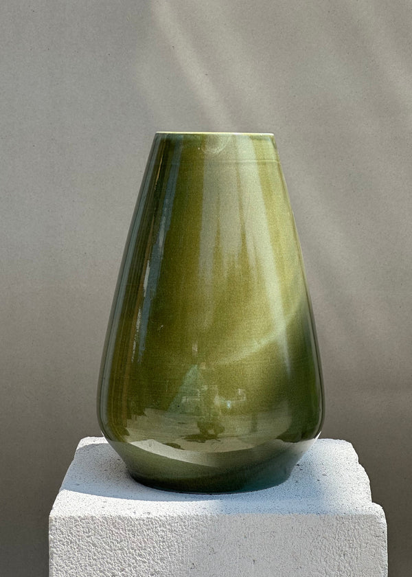 Vase 10 - Stem By Stem